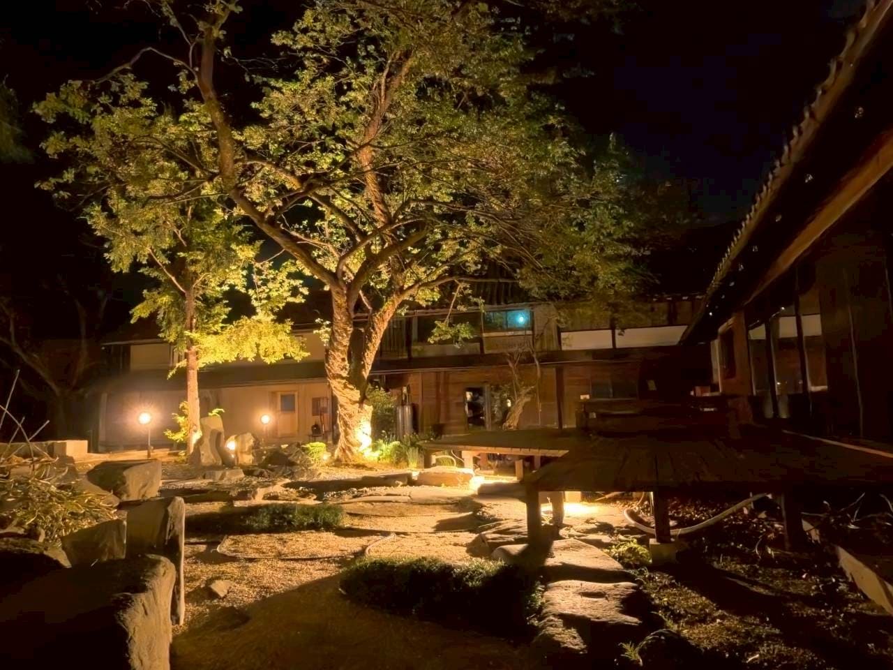 ホシナサトマチの古民家宿の外観